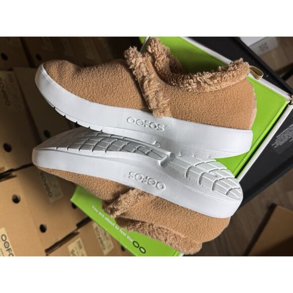 OOFOS OOcoozie Women’s Low Slip-On Shoes White/Chestnut W10 Comfort Recovery - Picture 7 of 8